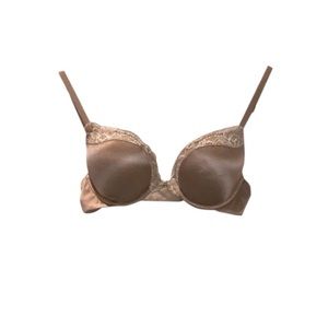 Maidenform Comfort Padded Bra